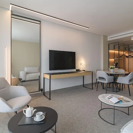 Ξενοδοχείο Aquahouse *