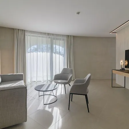Aquahouse فارنا