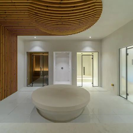 فندق Aquahouse