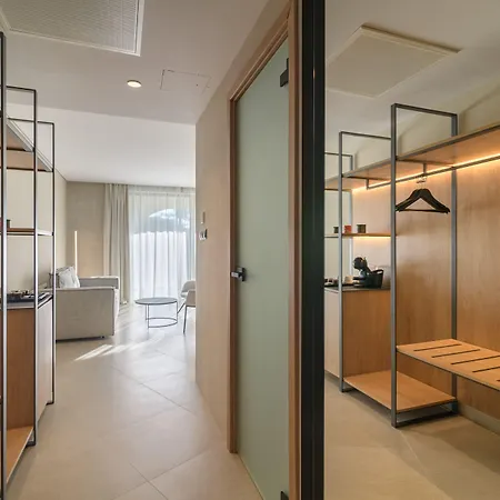Otel Aquahouse